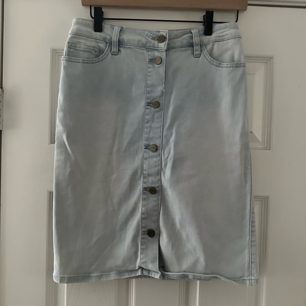 Sanctuary Denim Skirt women’s size 27 midi buttons light wash
